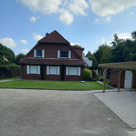 *Engels - Ferienwohnungen Krummhörn Exterior foto